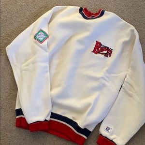 Braves sweatshirt